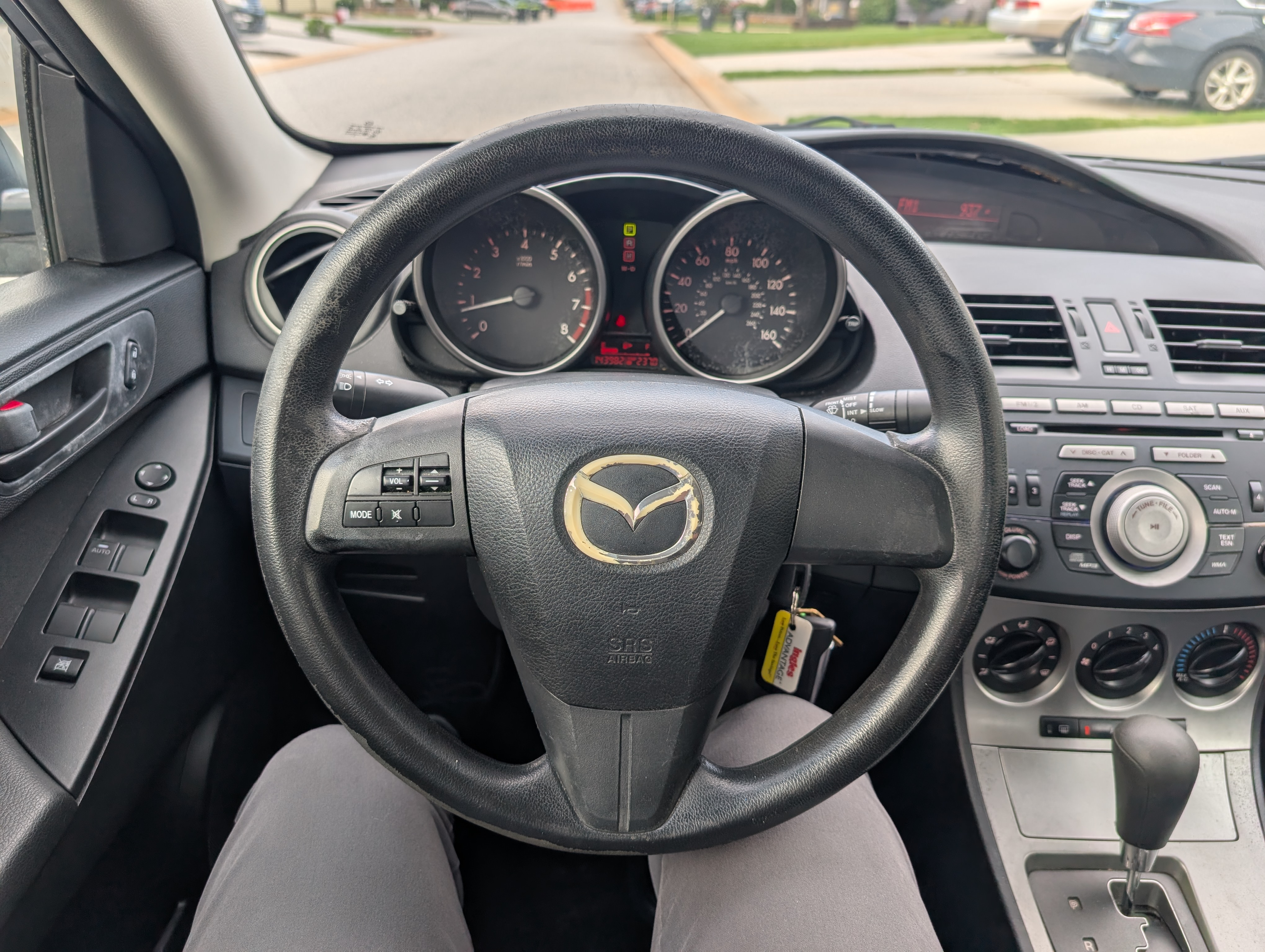 Used 2011 MAZDA MAZDA3 i Sport FWD image 15