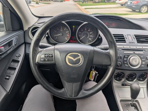 Used 2011 MAZDA MAZDA3 i Sport FWD image 15