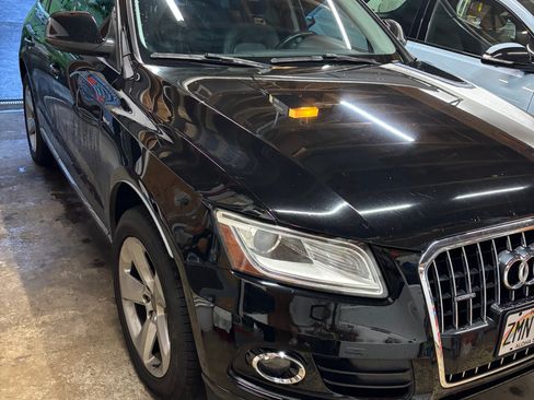 Used 2013 Audi Q5 2.0T Prestige image 1