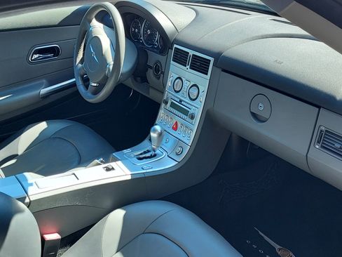 Used 2005 Chrysler Crossfire Limited image 8