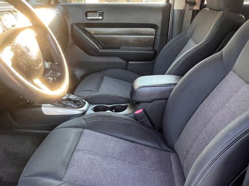 Used 2008 HUMMER H3 image 5