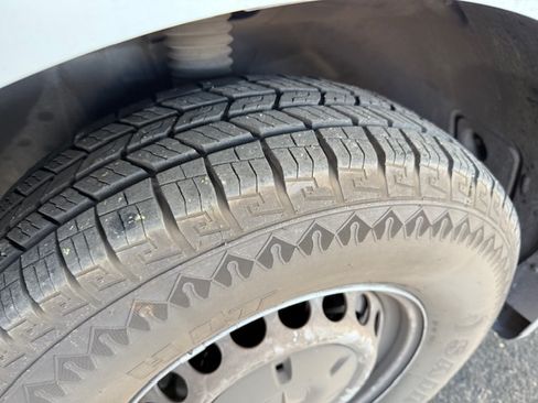 Used 2021 Mercedes-Benz Sprinter 2500 image 11