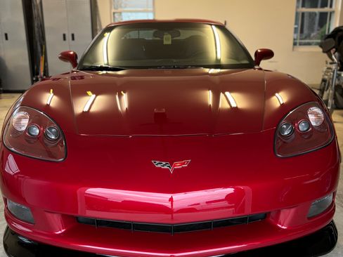 Used 2008 Chevrolet Corvette Coupe w/ Preferred Equipment Group RWD image 6