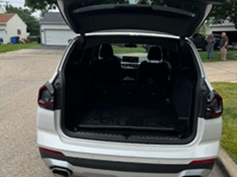 Used 2023 BMW X3 xDrive30i w/ Premium Package AWD/4WD image 9