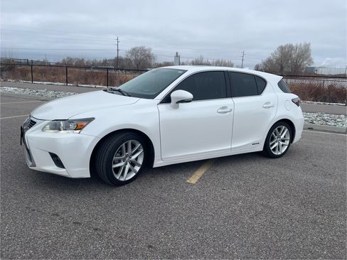 Used 2015 Lexus CT 200h image 5