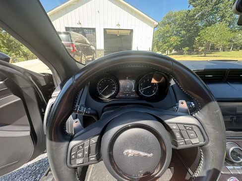 Used 2018 Jaguar F-TYPE 400 Sport AWD/4WD image 12