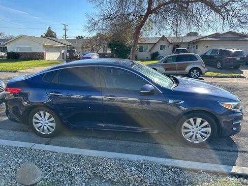 Used 2018 Kia Optima LX image 6