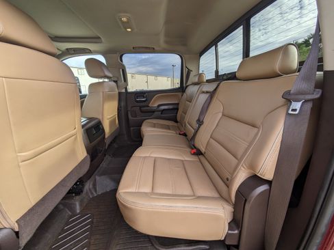 Used 2017 GMC Sierra 2500 Denali w/ Duramax Plus Package image 14