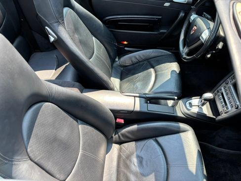 Used 2005 Porsche 911 Carrera RWD image 9