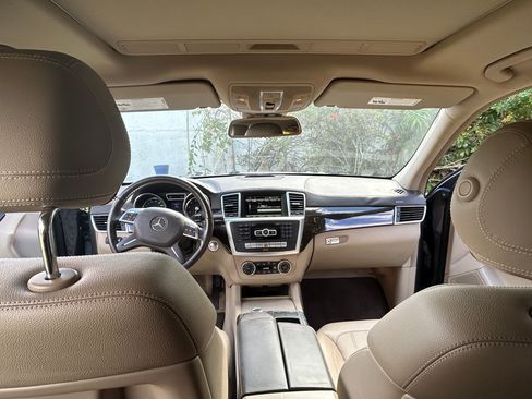 Used 2014 Mercedes-Benz GL 450 GL 450 4MATIC Sport Utility 4D image 12