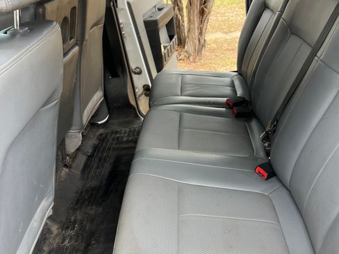 Used 2016 Ford F250 XL w/ Power Equipment Group RWD image 16