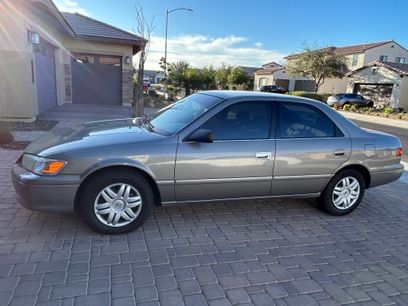 Used 2000 Toyota Camry LE