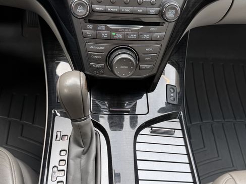 Used 2009 Acura MDX w/ Technology & Entertainment image 17