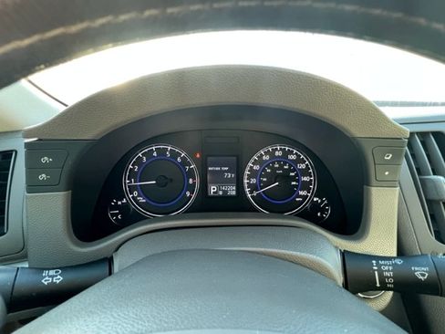 Used 2010 INFINITI G37 Journey w/ Premium Pkg image 11