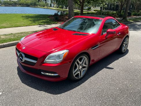 Used 2014 Mercedes-Benz SLK 250 image 1