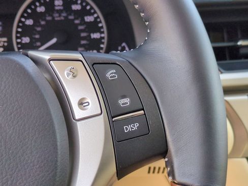 Used 2014 Lexus ES 300h image 22