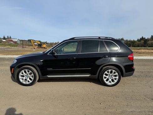 Used 2013 BMW X5 xDrive35i image 4