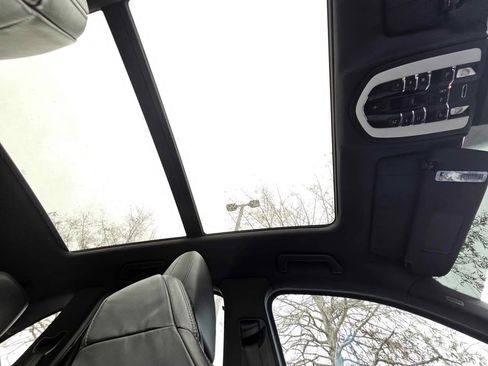 Used 2016 Porsche Cayenne image 11