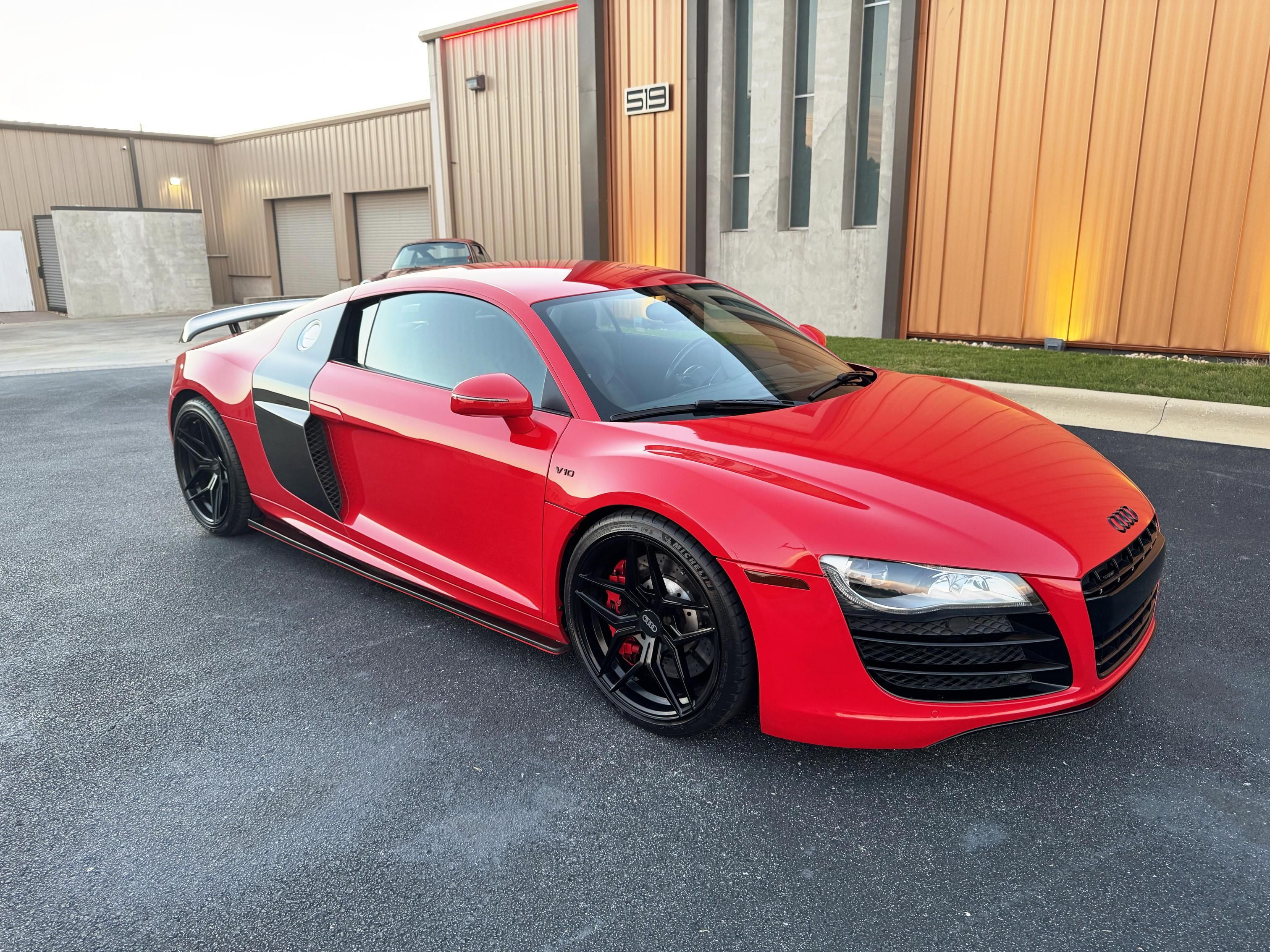 Used 2011 Audi R8 V10 AWD/4WD image 8