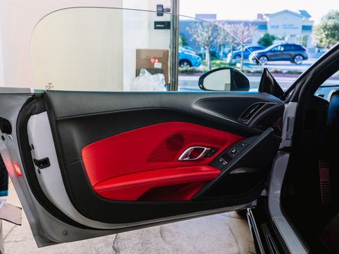 Used 2023 Audi R8 V10 performance image 12