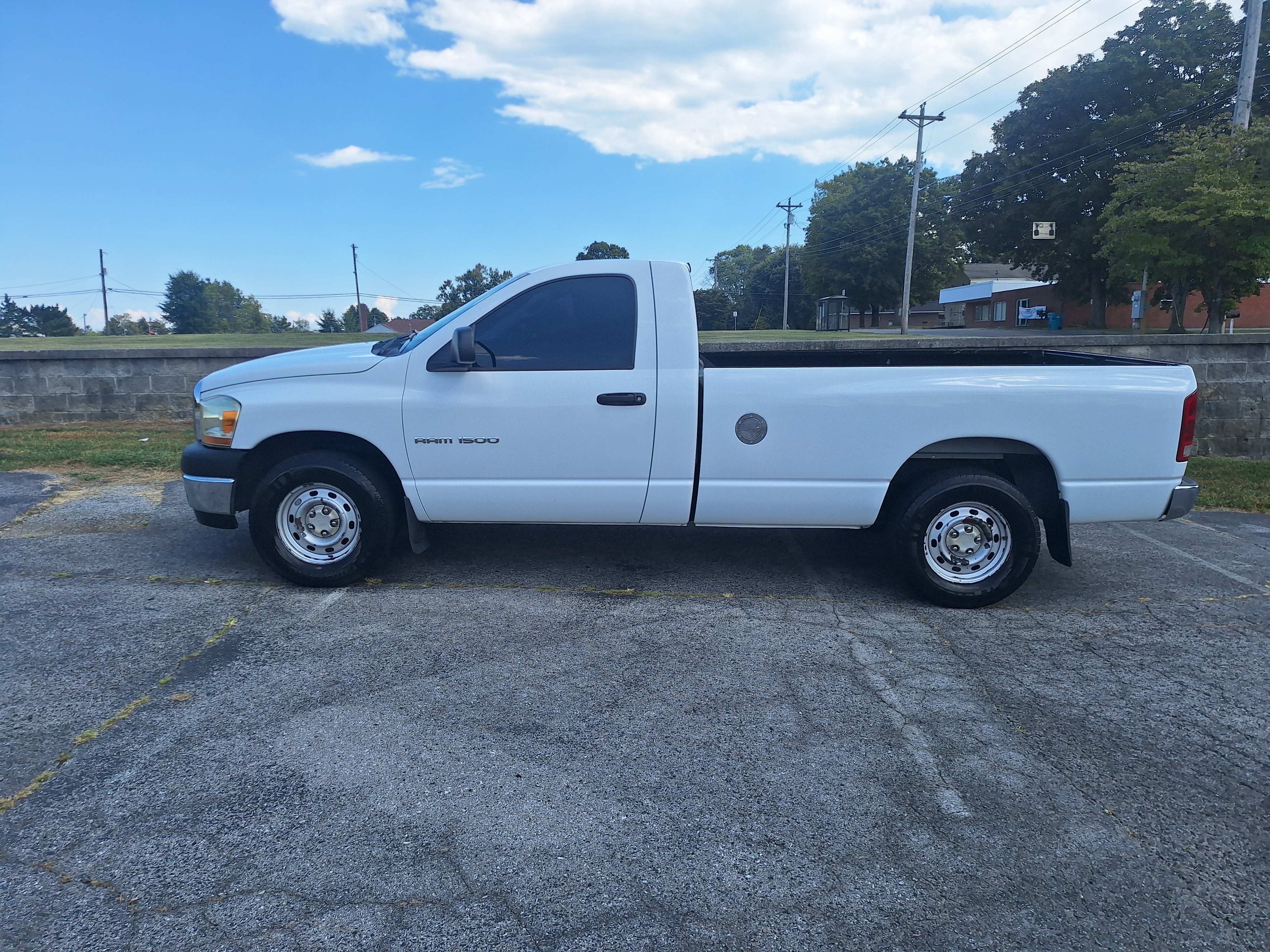 Used 2006 Dodge Ram 1500 Truck ST RWD image 10