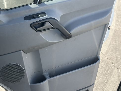 Used 2014 Mercedes-Benz Sprinter 3500 image 14