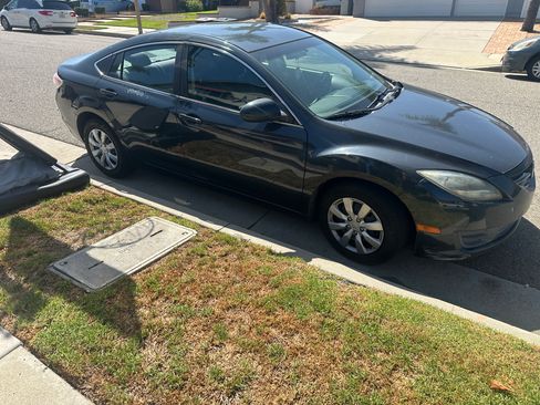 Used 2012 MAZDA MAZDA6 i Sport FWD image 2