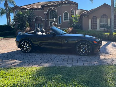 Used 2004 BMW Z4 2.5i RWD image 26