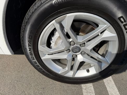 Used 2019 Audi Q5 2.0T Premium w/ Convenience Package image 13