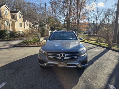 Used 2016 Mercedes-Benz GLC 300 4MATIC image 12
