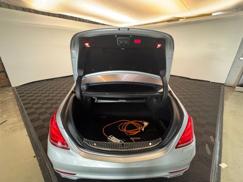 Used 2017 Mercedes-Benz S 550e image 11