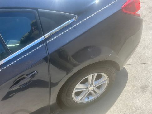 Used 2016 Chevrolet Cruze LS image 8