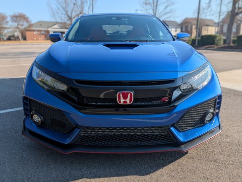 Used 2019 Honda Civic Type R image 2