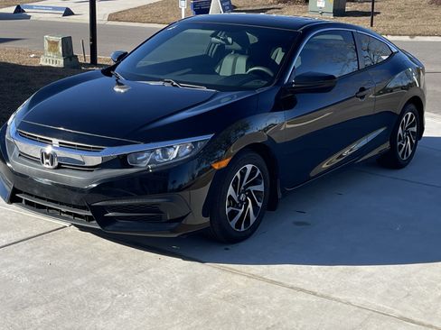 Used 2017 Honda Civic LX-P image 23