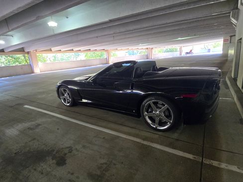 Used 2007 Chevrolet Corvette Convertible w/ Preferred Equipment Group RWD image 8