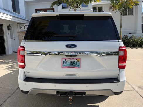 Used 2021 Ford Expedition Max XLT image 10