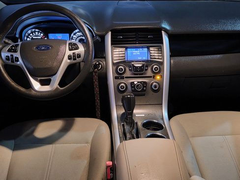Used 2013 Ford Edge SE image 12