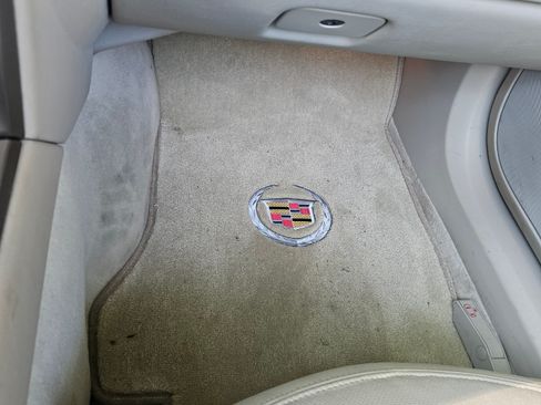 Used 2006 Cadillac XLR image 6