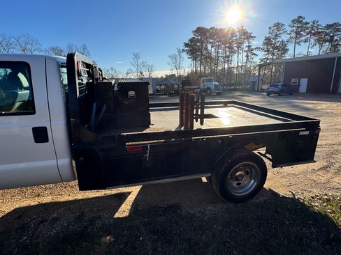Used 2015 Ford F550 4x4 Crew Cab Super Duty image 13
