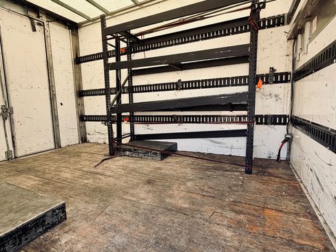 Used 2016 Ford E-350 and Econoline 350 Super Duty w/ Power Windows & Locks Group image 31