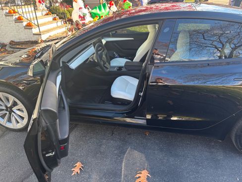 Used 2023 Tesla Model 3 Long Range image 11
