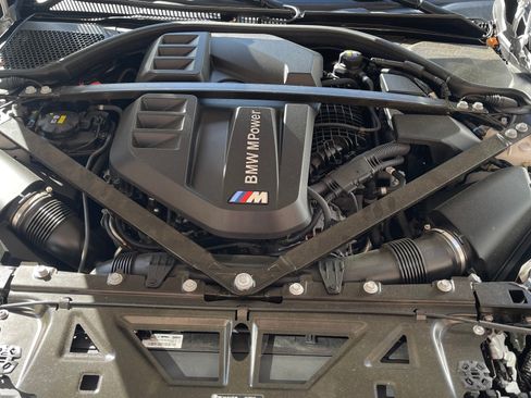 Used 2022 BMW M4 xDrive Competition w/ M Carbon Exterior Package image 21