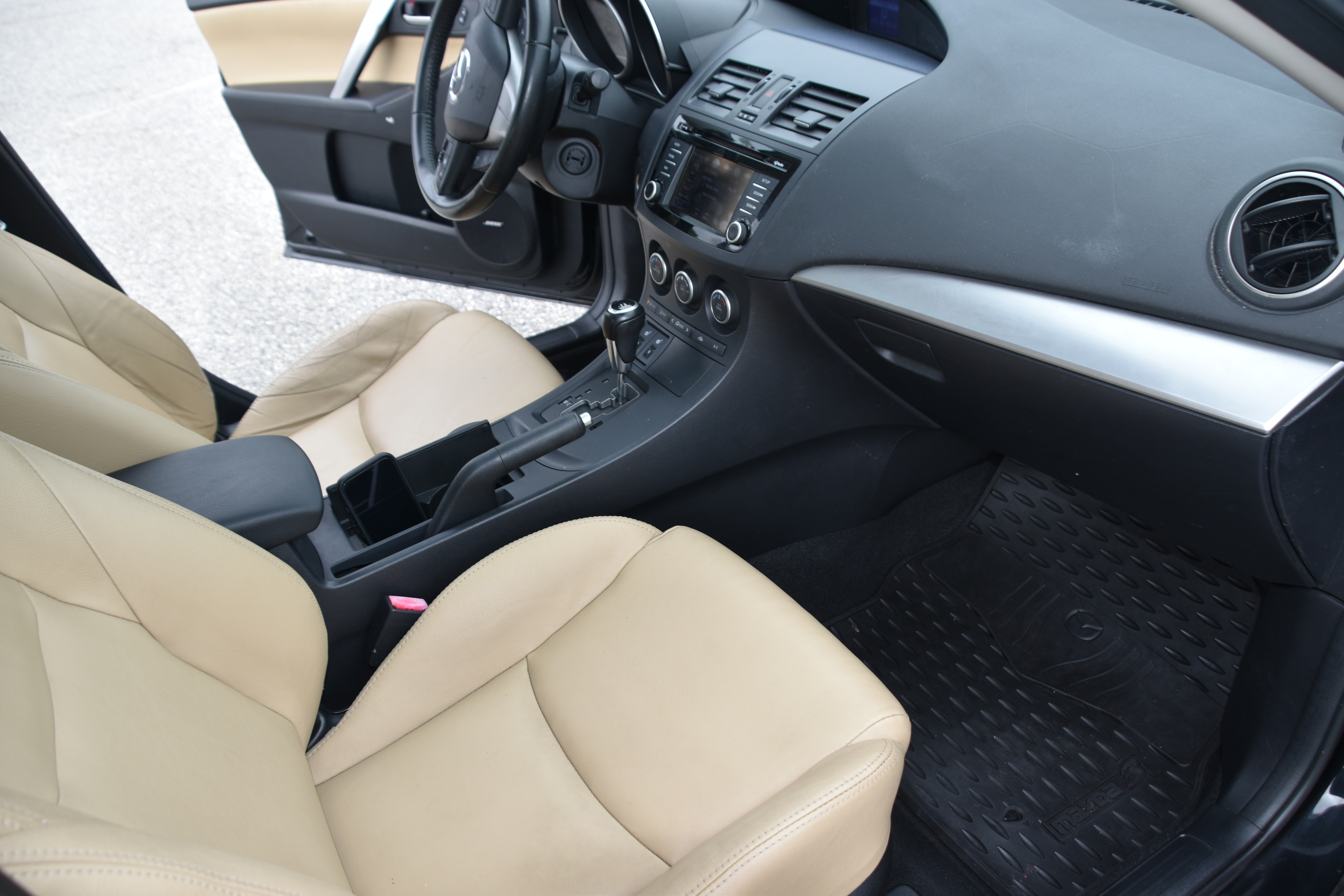 Used 2013 MAZDA MAZDA3 i Grand Touring FWD image 12