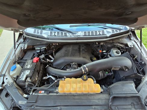 Used 2015 Ford F150 Lariat w/ Equipment Group 502A Luxury image 10