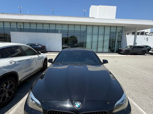 Used 2015 BMW 528i Sedan RWD image 2