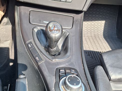 Used 2013 BMW M3 Convertible image 17