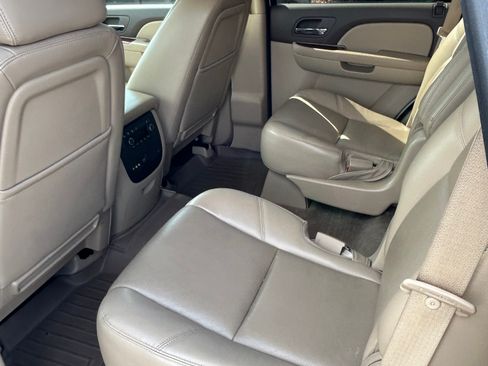 Used 2013 Chevrolet Tahoe LTZ image 14