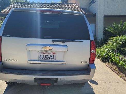 Used 2011 Chevrolet Tahoe LS image 24