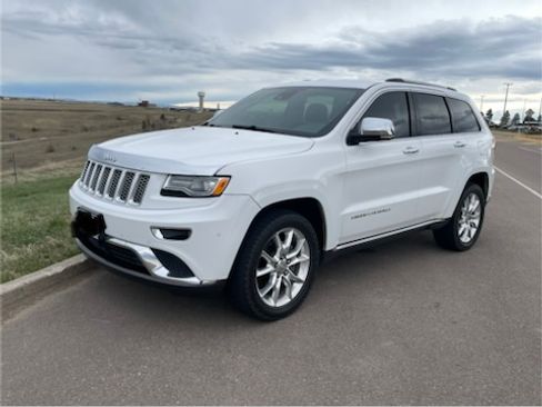 Used 2016 Jeep Grand Cherokee Summit AWD/4WD image 1
