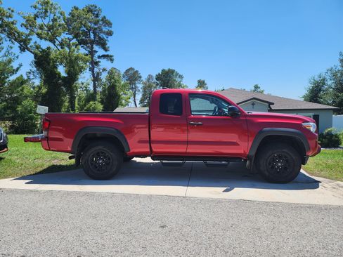 Used 2019 Toyota Tacoma SR RWD image 2